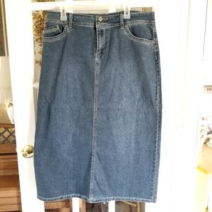 NWOT Womens Denim Skirt